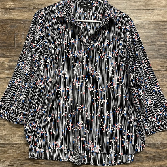 PAIGE Black and White Cuffed Sleeve Button Down Shirt - Picture 1 of 4